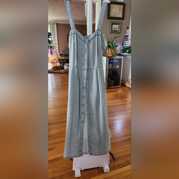 Soft Light Blue Jean Dress - Picture 3 of 4